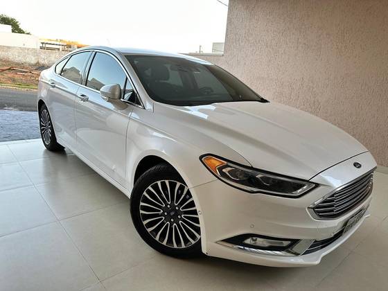 FORD FUSION 2.0 TITANIUM AWD 16V GASOLINA 4P AUTOMÁTICO FORD FUSION 2.0 TITANIUM AWD 16V GASOLINA 4P AUTOMÁTICO